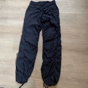 Lululemon studio pants size 6 tall